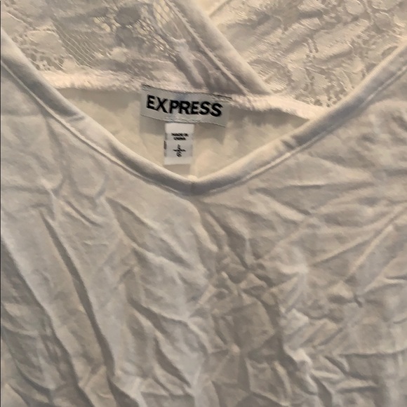 🌻🌻Express shirt only worn once needs ironed - Picture 3 of 3